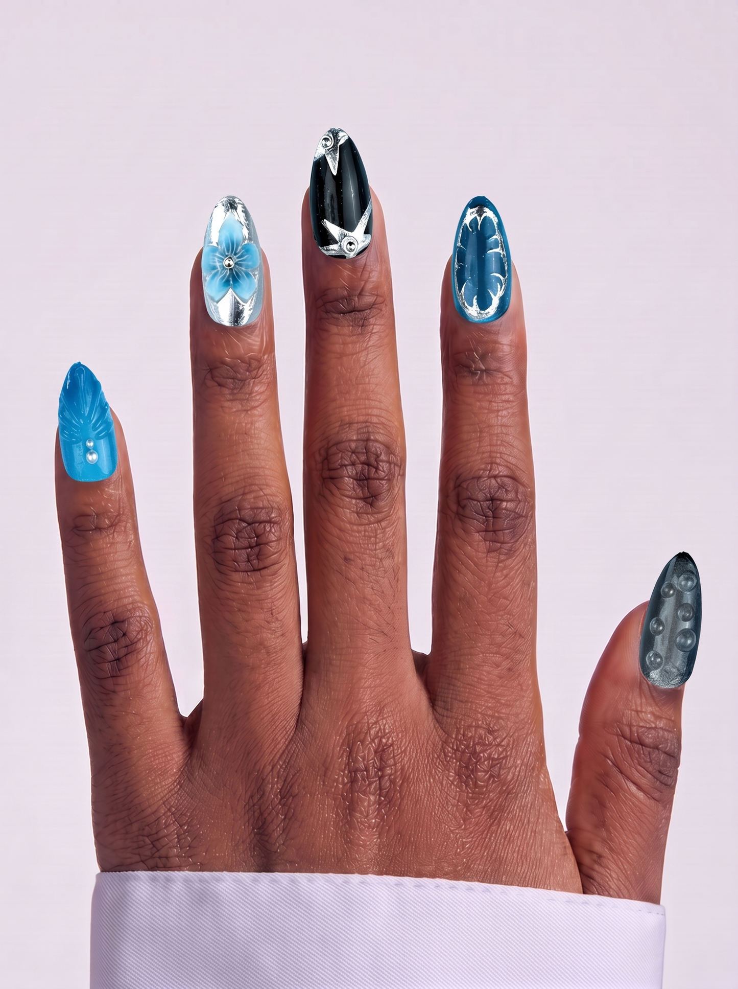 Pink Gilded Almond False Nails – Reusable Press-On Set