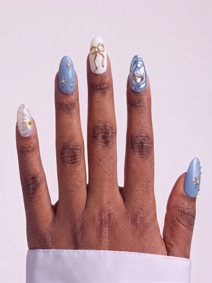 Pink Gilded Almond False Nails – Reusable Press-On Set